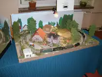 Nur 1m x 0,7m Gro� ist diese H0e Anlage die man,am 29.Dezember 2012,in Sassnitz bestaunen konnte.