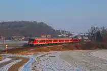 Am fr�hen Morgen des 10.2.2013 schiebt die 218 387 mit dem Wittenberger voraus eine Garnitur nach Brilon
