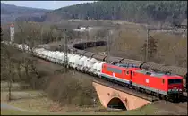 MEG 604 und 704 mit Zementzug am 07.04.13 in Gem�nden am Main