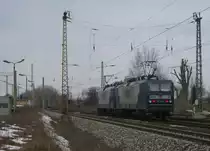 143 950 und 143 124 durchfahren am 03. April 2013 den bahnhof Leipzig-Thekla Richtung Mockau.