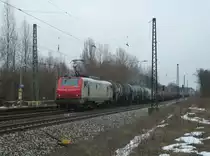E37 531 von Akiem steht am 03. April 2013 mit Kesselzug in Leipzig-Thekla.