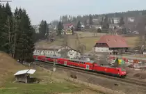 RE 4718 (Konstanz-Karlsruhe Hbf) mit Schublok 146 229-0 bei St.>Georgen 4.4.13
