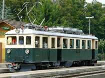 LEB - Train Resto Salontriebwagen  Are 4/4 25 im Bahnhof von Cery-Fleur am 03.09.2006