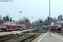 Von Singen kommt 650 203 in Friedrichshafen an und vor dem BOB-Depot ist 611 039 abgestellt. 
