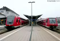 IRE-Begegnung in Ravensburg am 7.4.13: Die IRE-Garnitur wird (mit Lokwechsel in Ulm) nach Stuttgart weiter fahren, w�hrend 611 032 im Schlepp von 611 547 �ber Friedrichshafen nach Schaffhausen f�hrt. 