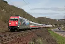 101 083-4 am IC2004 bei Erpel am 14.04.2013