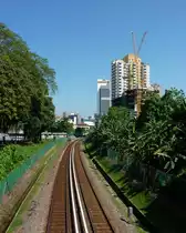 Die Strecke der Sri Petaling Line am 17.04.2011 bei der Station Hang Tuah.