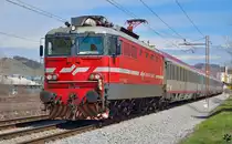 S� 342-023 zieht EC151 'Emona' durch Maribor-Tabor Richtung Ljubljana. 10.4.2013