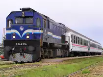 2044 014 mit Personenzug Pu3006 in Zabok / 16.05.2010.