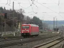 101 092-5 durchf�hrt am 16. April 2013 solo den Bahnhof Kronach in Richtung Lichtenfels.