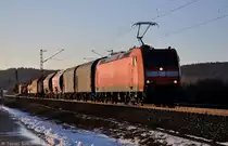 185 054 (91 80 6185 054-4 D-DB) mit G�terzug am 02.03.2013 bei P�lling