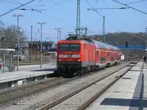 Die Lady 112 118 wieder einmal als Aushilfe f�r einem Flirt am 20.April 2013.Mit dem RE 13008 Sassnitz-Rostock verlie� Sie Bergen/R�gen.Auch am 21.April 2013 konnte ich die Lok im Einsatz auf der RE9 beobachten.