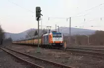 Nach kurzem Signalhalt in Eschwege West und �berholung ging es f�r 185 613-7 mit ARS-BMW-Zug dann weiter in Richtung S�den. Aufgenommen am 24.03.2013.