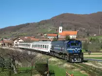 H� 2044 016 mit Sonderzug der DGEG am 14. April 2013 in Madzarevo.