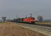 152 080 mit einem Containerzug am 28.03.2013 bei Langenisarhofen.
