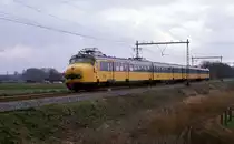 ET 1729 ist am 15.3.1989 um 13.25 Uhr bei Olst auf dem Weg 
in Richtung Zwolle.