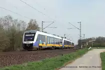 RE10 in Richtung Kleve f�hrt am 17. April 2013 um 16:51 Uhr durch Kaarst