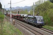 1116 126 (Licht ins Dunkel II) mit G�terzug bei Wartberg im M�rztal am 27.04.2013