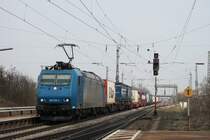 185 535-6 von Crossrail am 05.04.2013 mit einem KLV gen Freiburg in Orschweier.