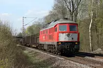 232 905-0 (Railion DB Logistics) f�hrt am 18. April 2013 um 17:09 Uhr mit einem G�terzug durch Ratingen Tiefenbroich