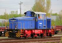 Die Werklok  8  der Friedrich Wilhelms H�tte am gleichnamigen Haltepunkt am 02.05.2013