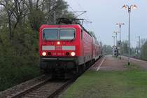 143 365-5 mit der RB 17207 nach Dresden Hbf, beim Halt in Zwickau P�lbitz. 04.05.2013