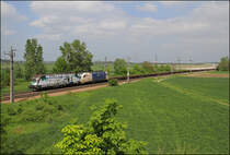 470 503  Liszt  und ES64U2-027 fuhren am 04.05.13 mit dem 43623 durch Ebenfurth Ri. Wr.Neustadt.
