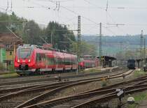 442 271 verl�sst am 03. Mai 2013 als RE nach N�rnberg Hbf den Bahnhof Kronach.