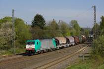 Die 186 215 (2823) am 04.05.2013 in Eschweiler Hbf.