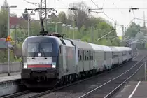 ES 64 U2-034 mit HKX 1804 bei der Durchfahrt in Recklinghausen 3.5.2013