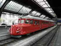 SBB - Triebzug RAe 4/8 1021 im Hauptbahnhof Z�rich am 27.04.2013