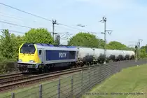 264 001-9 (VOITH) f�hrt am 5. Mai 2013 um 16:25 Uhr mit einem G�terzug durch Duisburg Hochfeld