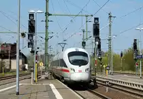 411 017-7  Erlangen  als ICE 1705 von Warnem�nde nach M�nchen Hbf in Schwerin Hbf am 04.05.2013