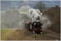 41 1144 f�hrt mit DGz 405 beim Plandampf im Werratal, von Themar nach Marksuhl. Oberrohn 13.04.2013