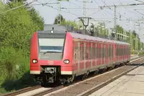 424 528-8 nach Minden beim verlassen des S-Bahnhofes Dedensen/G�mmer am 06.05.2013.