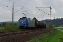 185 526 RSB Logistic mit Kesselwagenzug am 11.05.2013 zwischen Neukenroth und Pressig-Rothenkirchen gen Saalfeld. 