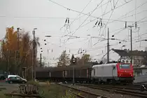 E37 510 am 24.11.12 mit einem Papierzug in D�sseldorf-Rath.