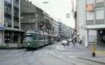 Basel BVB Tram 14 (D�wag/BBC/Siemens-GT6 Be 4/6 645) Aeschenvorstadt / Aeschenplatz am 28. Juni 1980.