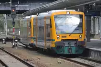 BERLIN, 26.04.2013, VT 650.62 als RB60 über Bernau und Eberswalde nach Frankfurt (Oder) im Bahnhof Berlin-Lichtenberg