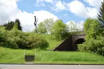 Die w�rttembergische Schwarzwaldbahn am 18. Mai 2013 bei Weil der Stadt. 
