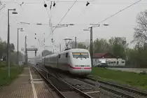 Nachschuss auf 401 076-5  Bremen  am 02.05.2013 bei der Einfahrt auf die Baustelle in Kenzingen  