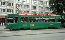 Basel BVB Tram 6 (SWP/SIG/BBC/Siemens-Be 4/4 483) Claraplatz am 7. Juli 1990.