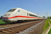 Steuerwagen des 402 038-4 Saarbr�cken bei Gubberath auf der Kbs 465 am 19. Mai 2013.