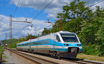 S� 310-? f�hrt durch Maribor-Tabor Richtung Ljubljana. /20.5.2013