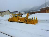Akita Nairiku-Bahn, Aniai: Das Schneer�umungsfahrzeug aus der N�he. 14.Februar 2013. 