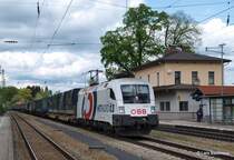 1116 264  Hitradio �3  hat am 04.05.13 einen LKW-Walter KLV am Haken und passiert A�ling Richtung Brenner.