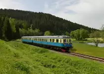VT 07 + VS 28 bei einer Sonderfahrt von Viechtach nach Gotteszell am 19.05.2013 bei Gstadt.