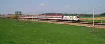 1116 130 (Frontrunner) mit EC 113 vor Mammendorf (25.04.2013)