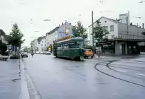 Basel BVB Tram 15 (B 1458) Els�sserstrasse / Kohlenstrasse (St. Louis Grenze) am 28. Juni 1980.