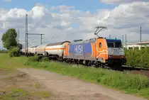 185 613-7  HUSA  in Porz Wahn am 24.05.2013